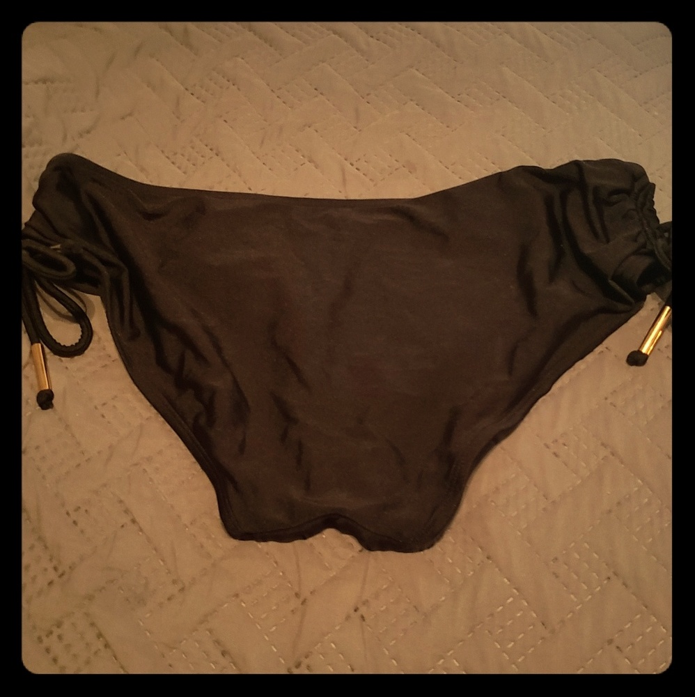 Bikini bottoms